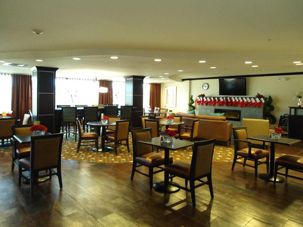Holiday Inn Express And Suites Alpine By Ihg Exterior photo